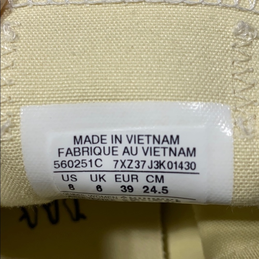 Converse - Picture 4 of 6